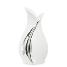 Ezüstös váza, Fehér