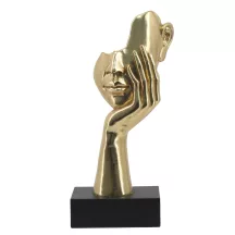 Absztrakt arc szobor, Arany