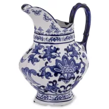 Kancsó formájú váza, Fehér