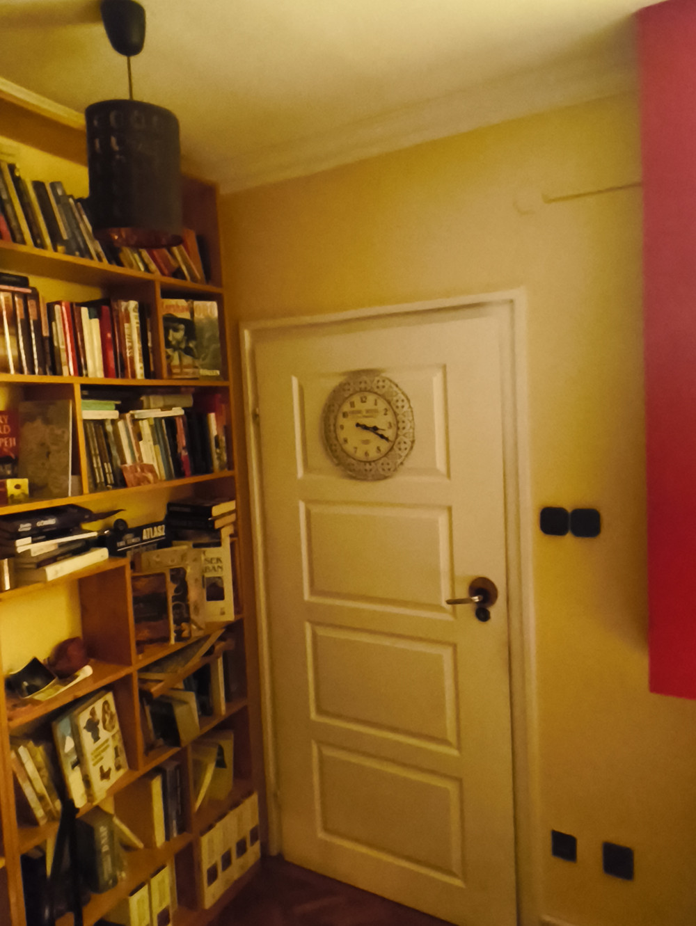 Grand Hotel falióra, Kék
